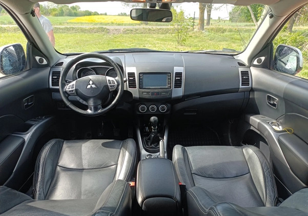 Mitsubishi Outlander cena 24200 przebieg: 323072, rok produkcji 2008 z Mosina małe 67